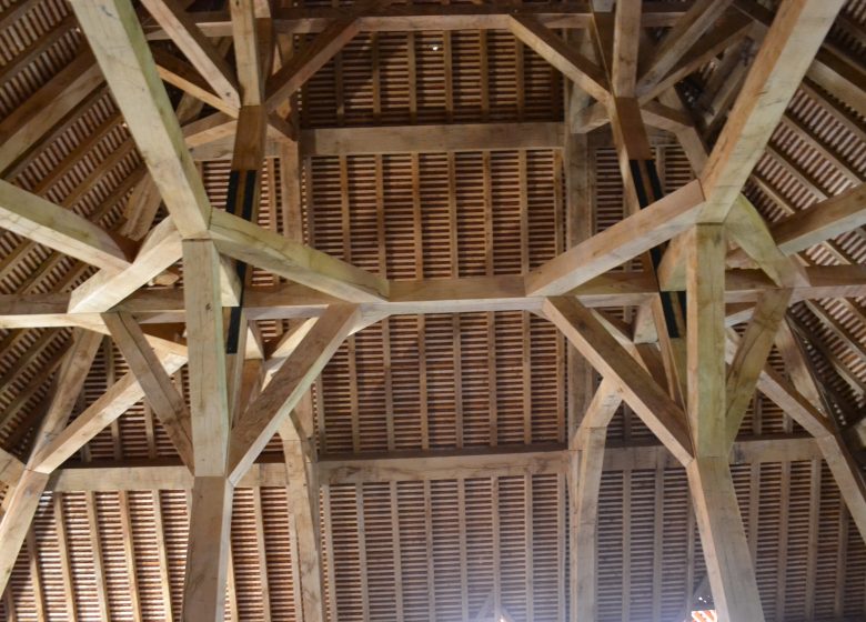 Visite d’une charpente du XVe siècle