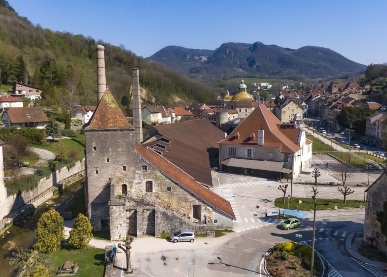 Visite d’une charpente du XVe siècle