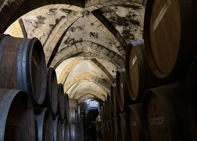 Vins Jérôme Arnoux, La Cave de la Reine Jeanne