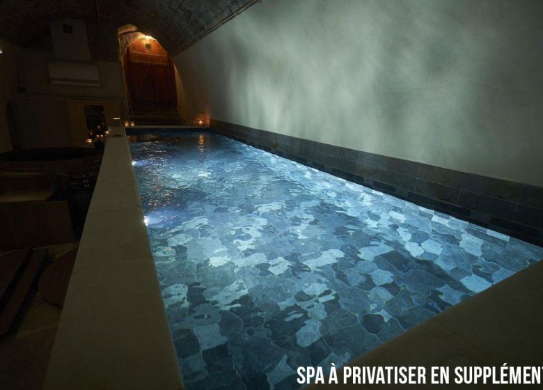 Suite Blue,  Clos Grimont